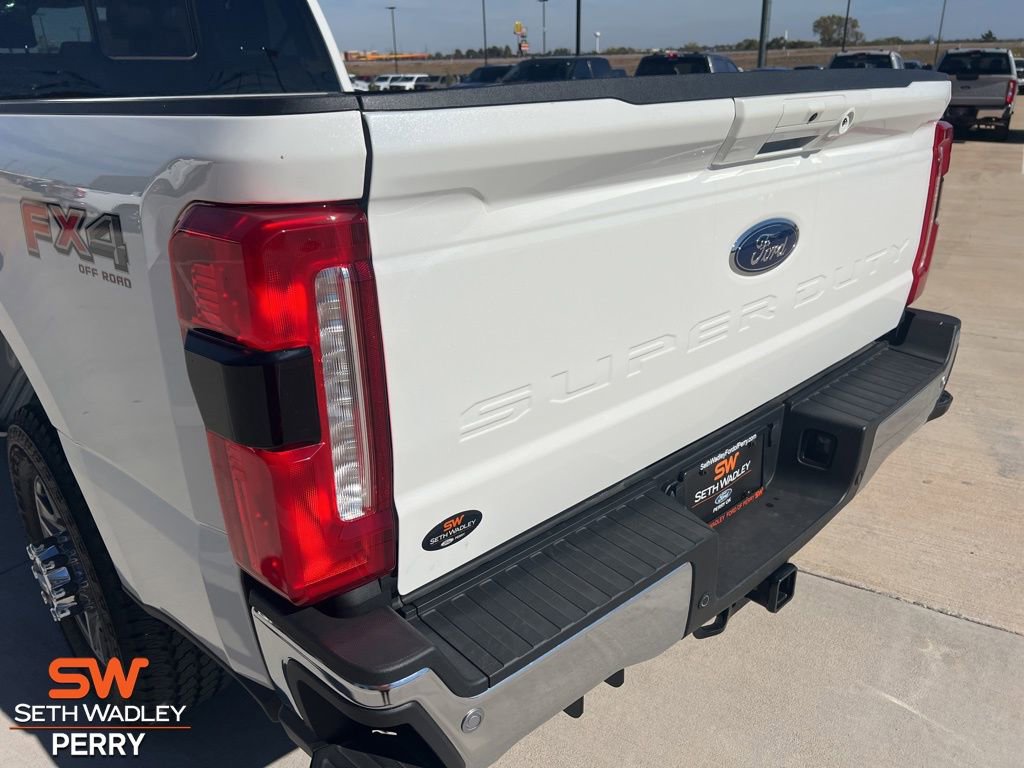 New 2025 Ford F350 Lariat w/ Lariat Ultimate Package image 6