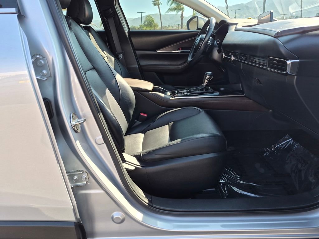 Certified 2021 MAZDA CX-30 FWD 2.5 S w/ Premium Package image 23