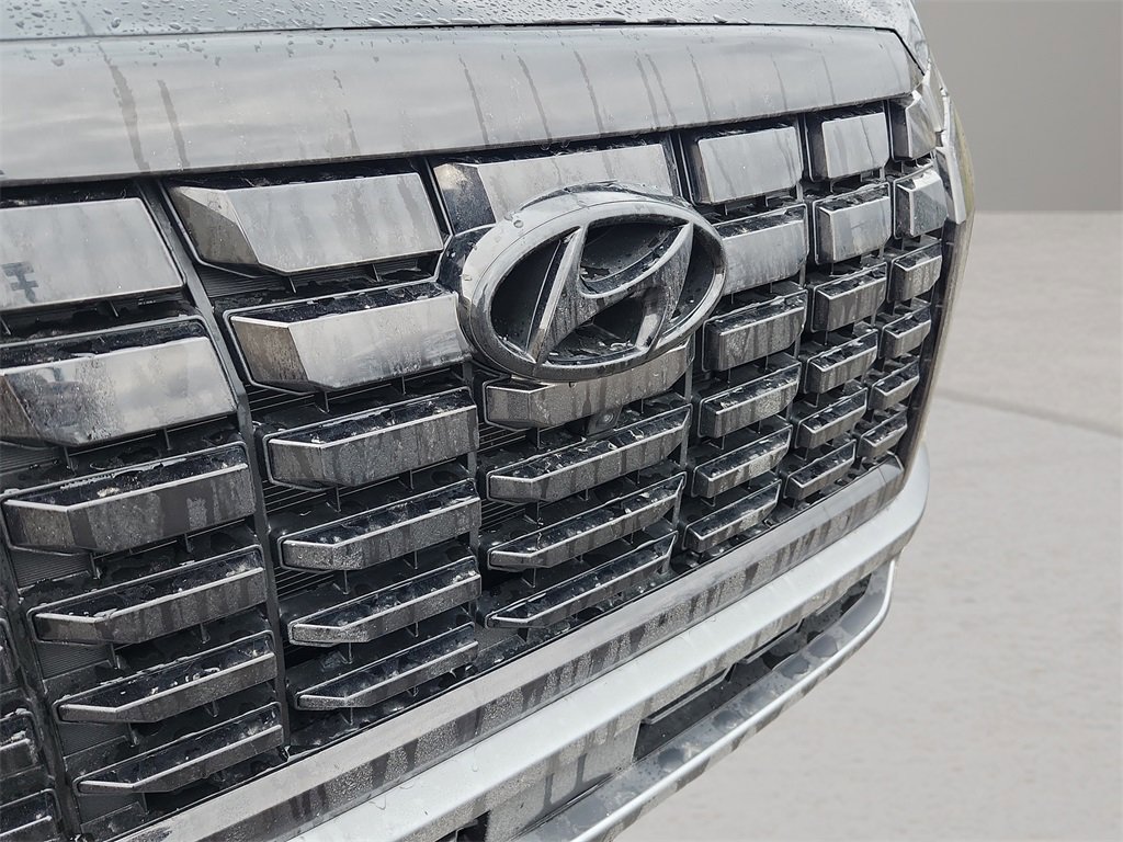 Used 2023 Hyundai Palisade Limited w/ Cargo Package image 9