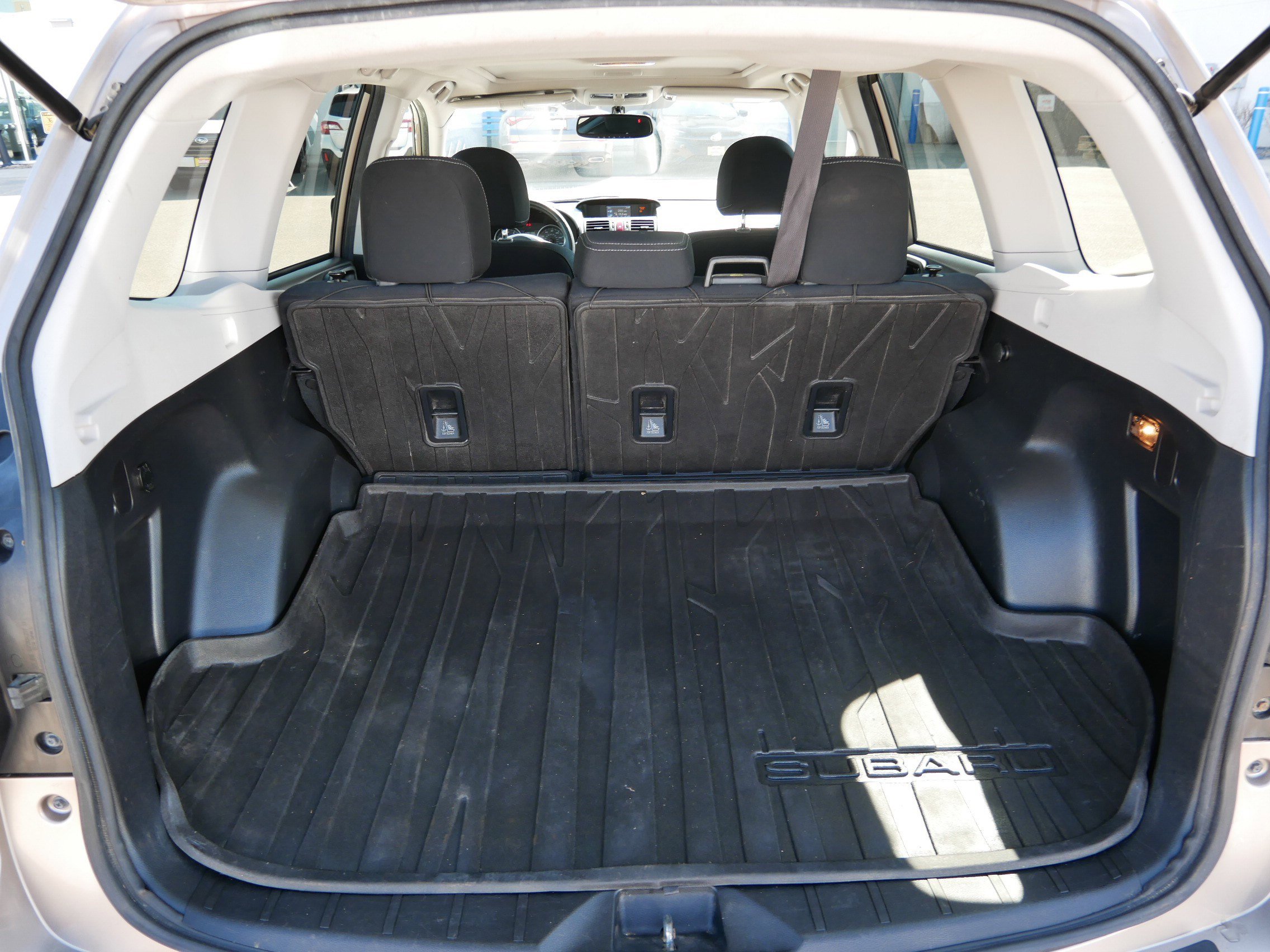 Used 2015 Subaru Forester 2.5i Premium w/ Popular Package #2 AWD/4WD image 18