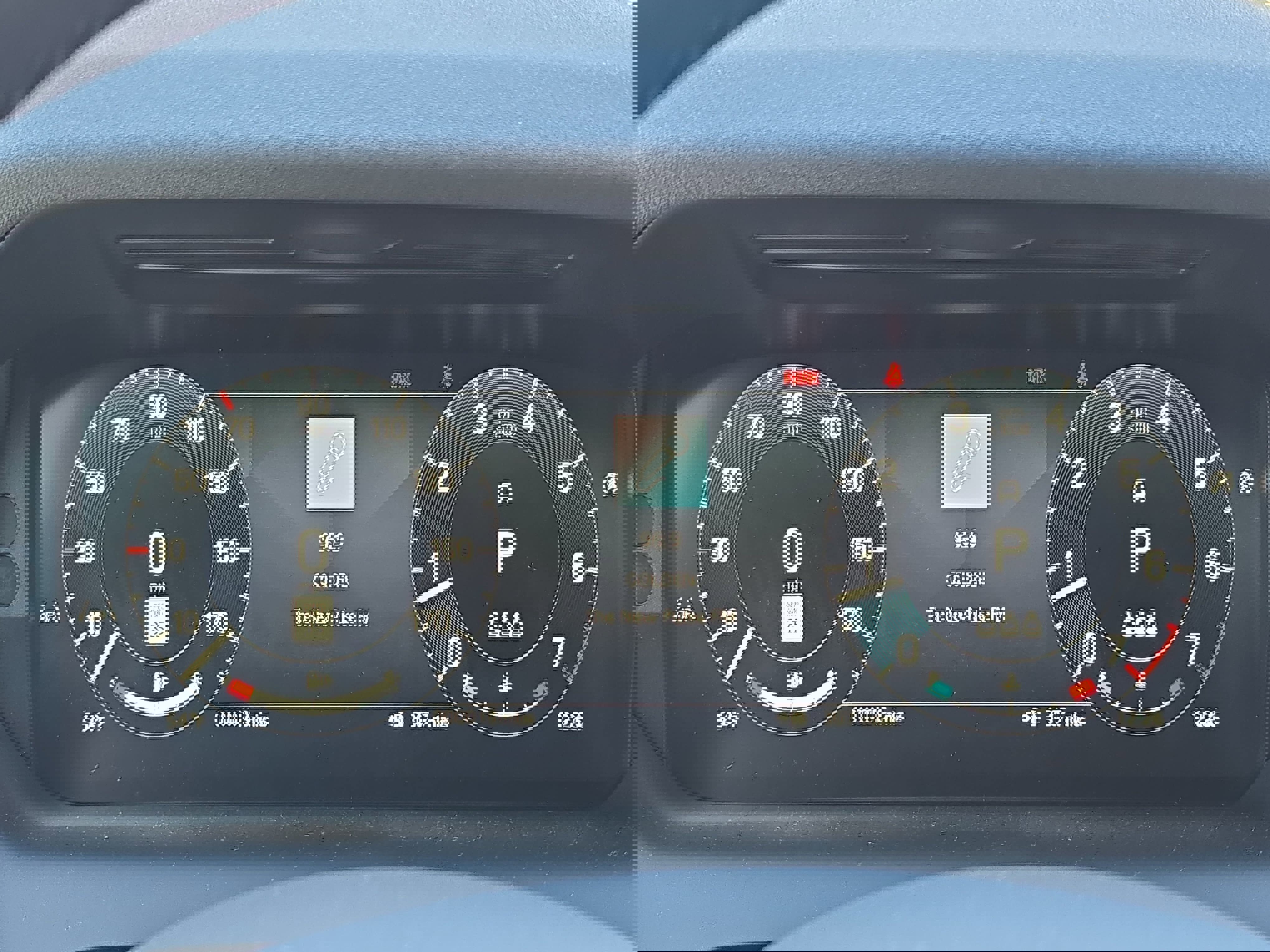 New 2025 Land Rover Discovery Sport Dynamic SE image 19