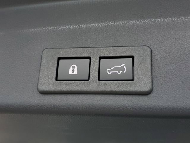 Certified 2025 Subaru Ascent Touring image 10