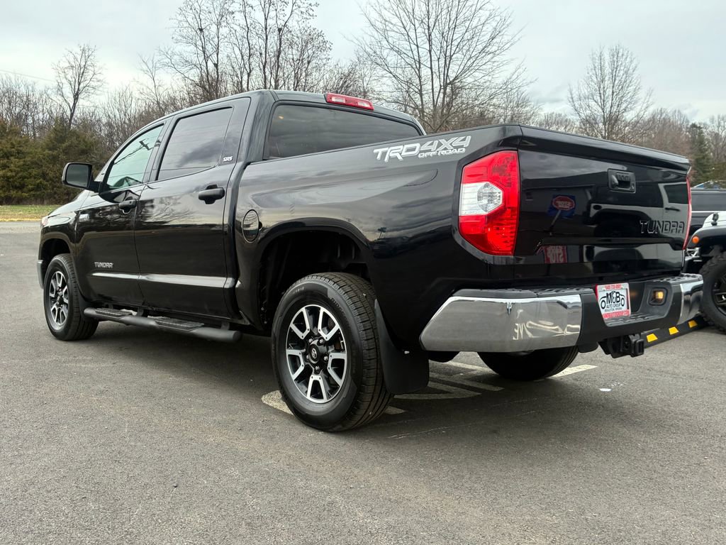 Used 2020 Toyota Tundra SR5 w/ TRD Off-Road Package image 7