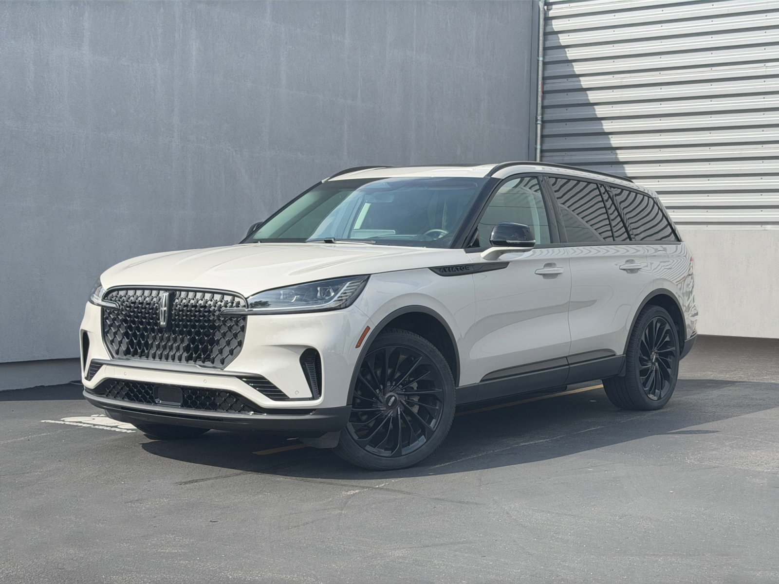 Used 2025 Lincoln Aviator Reserve w/ Equipment Group 201A