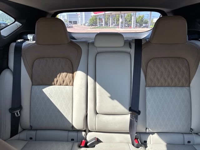 Certified 2025 Nissan Murano Platinum w/ Cargo Package AWD/4WD image 24