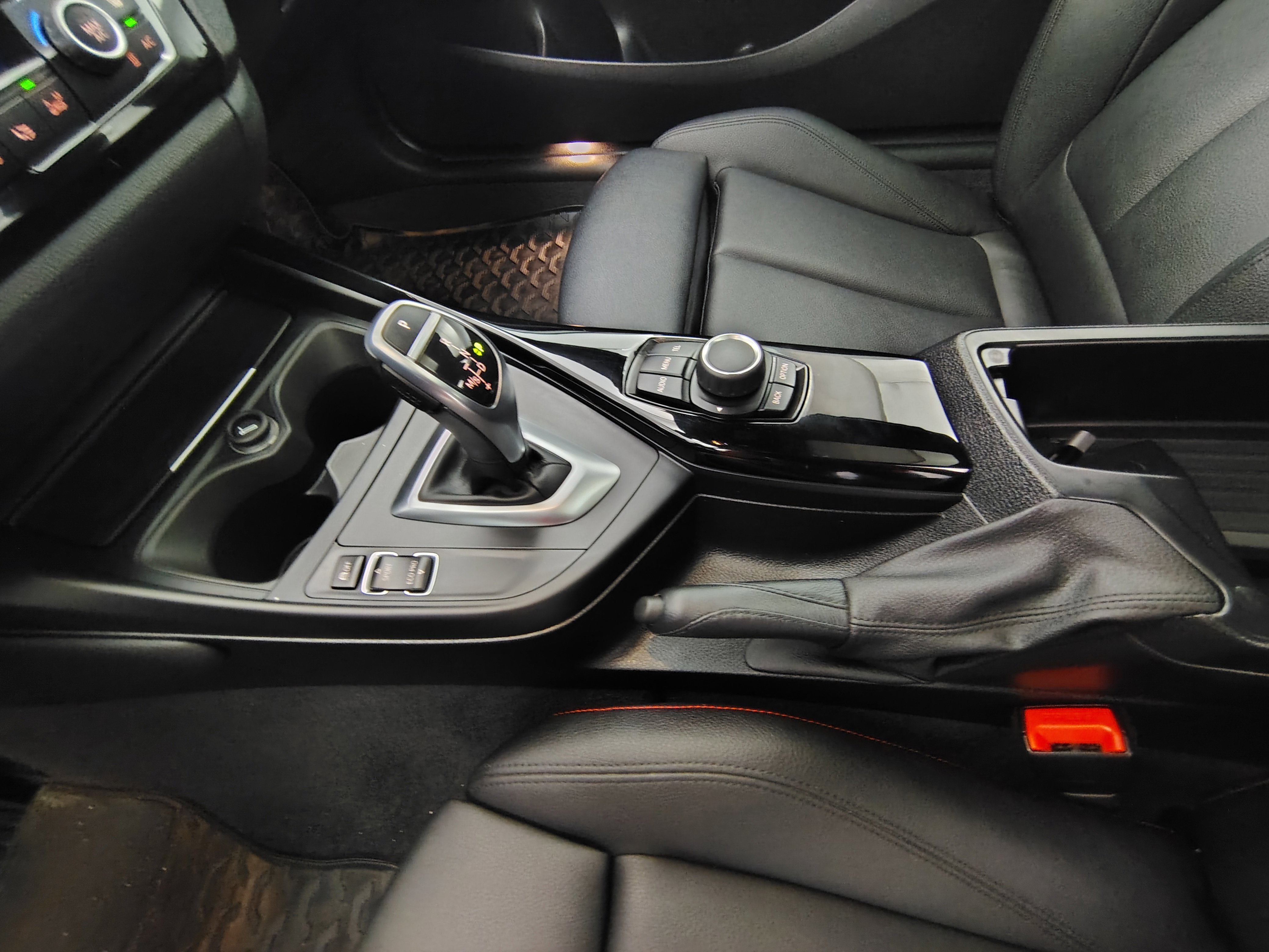 Used 2016 BMW 228i xDrive Coupe image 27