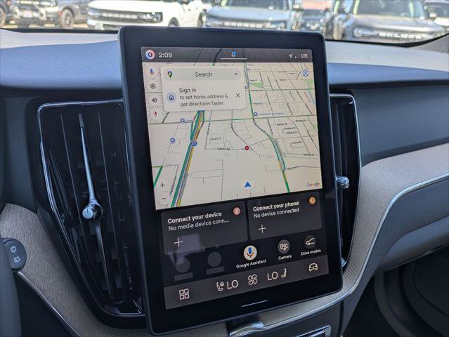 New 2026 Volvo XC60 T8 Plus w/ Protection Package Premier image 9