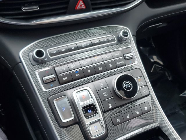 Certified 2023 Hyundai Santa Fe Limited FWD image 30