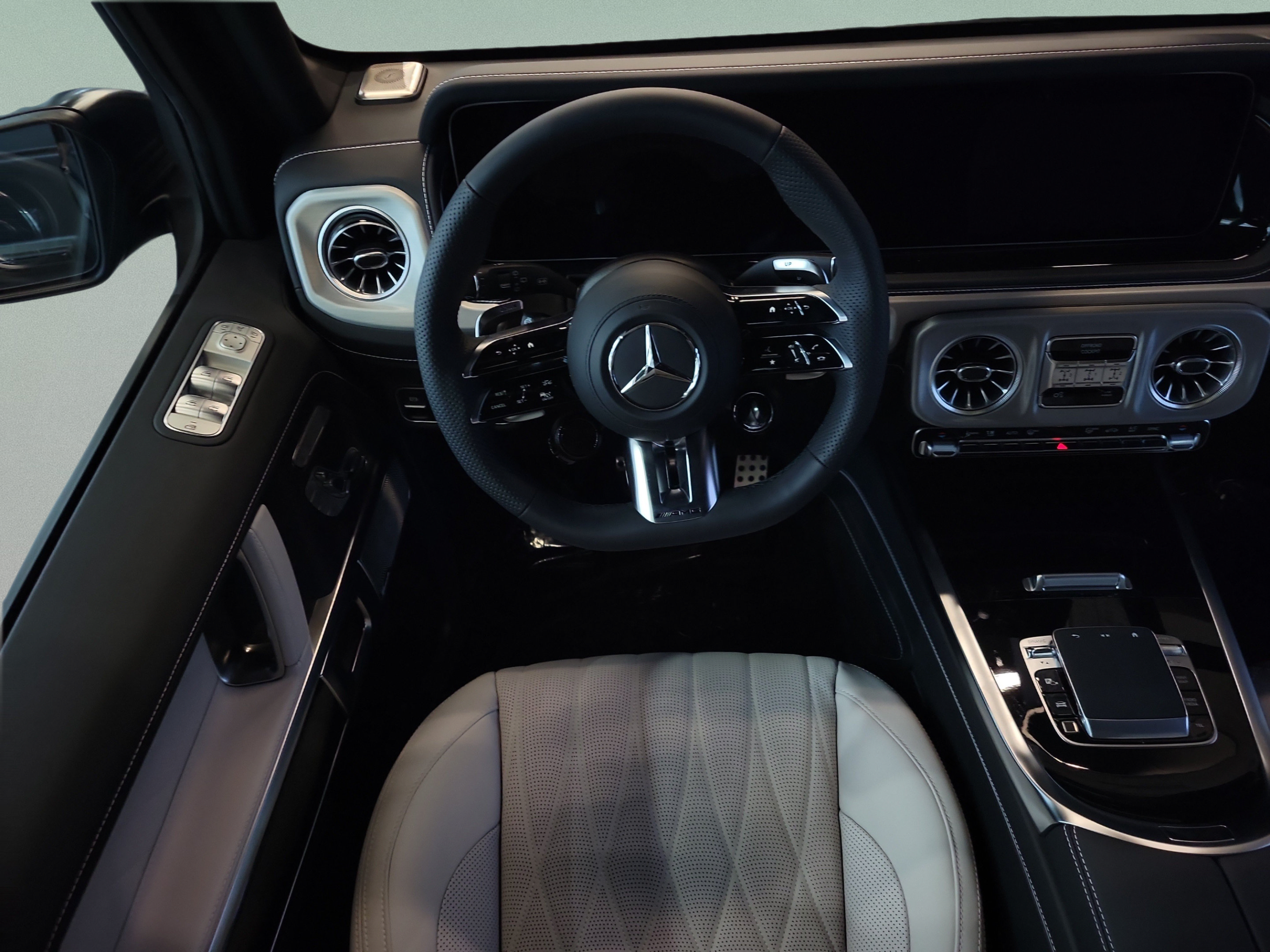 New 2027 Mercedes-Benz G 63 AMG 4MATIC image 14
