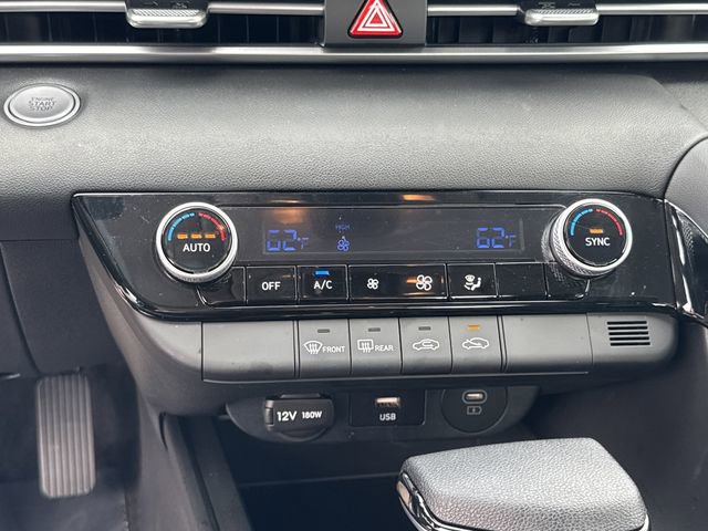 Certified 2025 Hyundai Elantra Hybrid FWD image 30