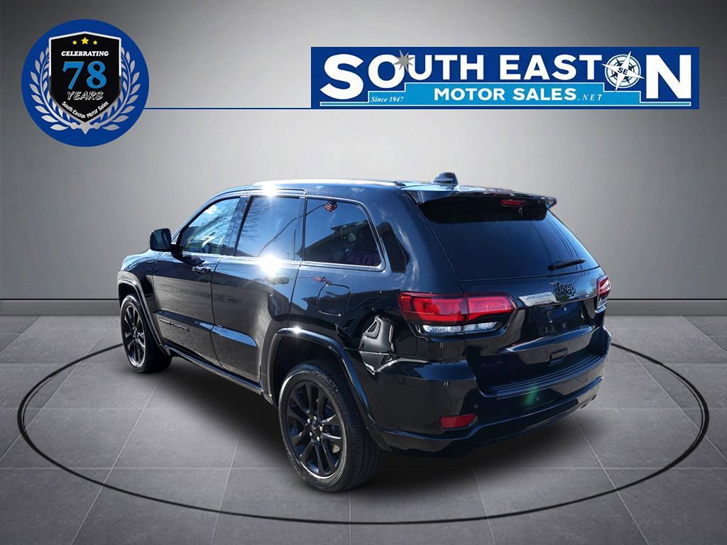 Used 2020 Jeep Grand Cherokee Altitude image 5