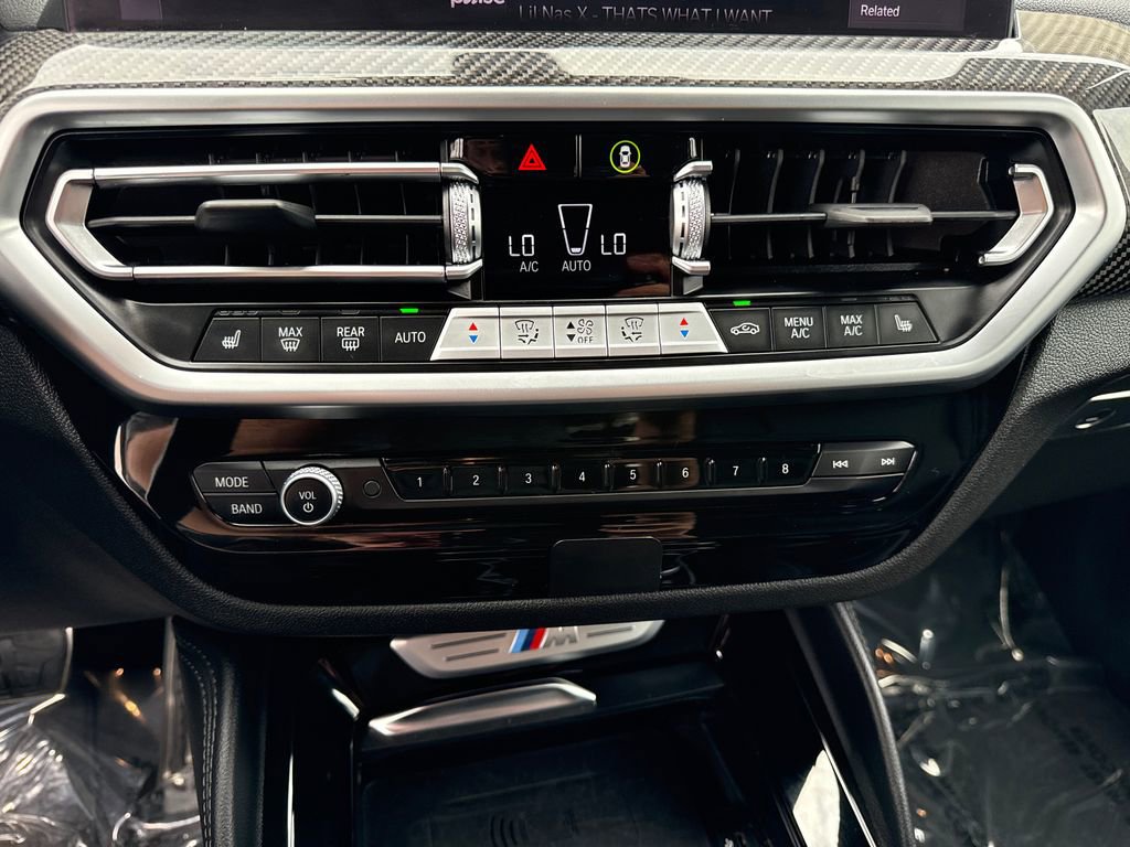 Certified 2024 BMW X4 M40i w/ Premium Package image 53