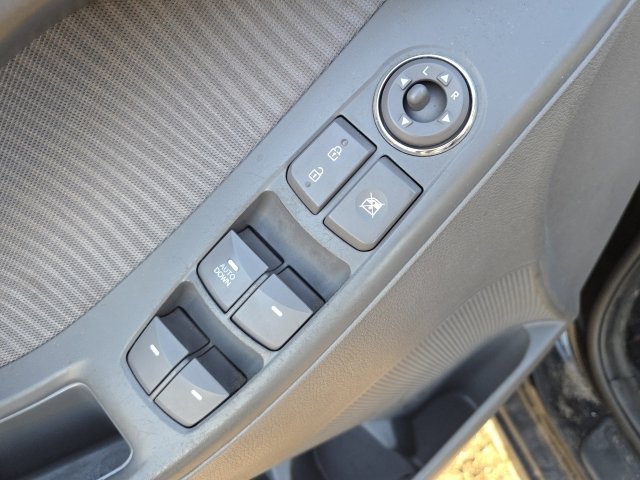 Used 2012 Hyundai Elantra GLS w/ Preferred Pkg 3 image 11