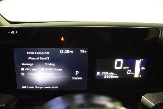 Certified 2025 Nissan Kicks SV w/ SV Premium Package AWD/4WD image 23