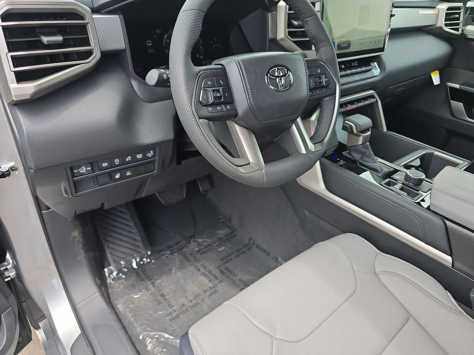 New 2026 Toyota Tundra Limited AWD/4WD image 16