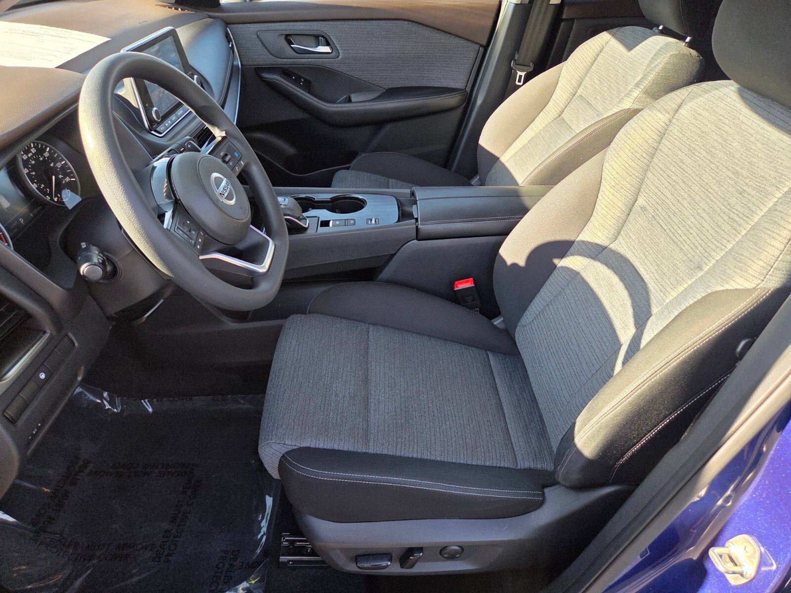 Used 2021 Nissan Rogue SV FWD image 10