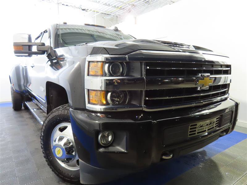Used 2019 Chevrolet Silverado 3500 High Country w/ Duramax Plus Package AWD/4WD image 3
