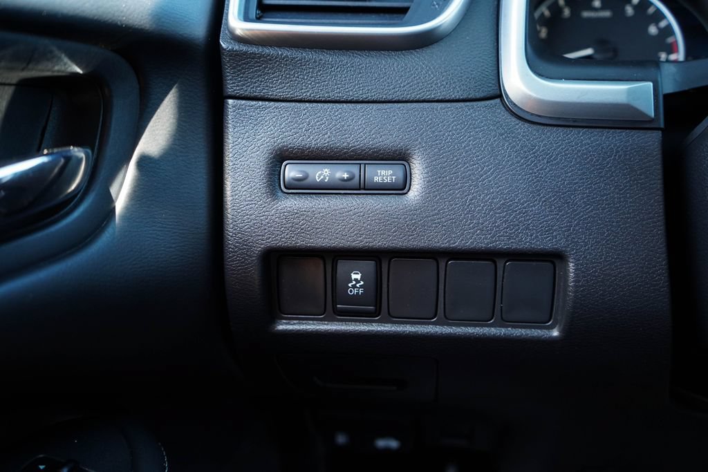Used 2019 Nissan Murano S AWD/4WD image 31