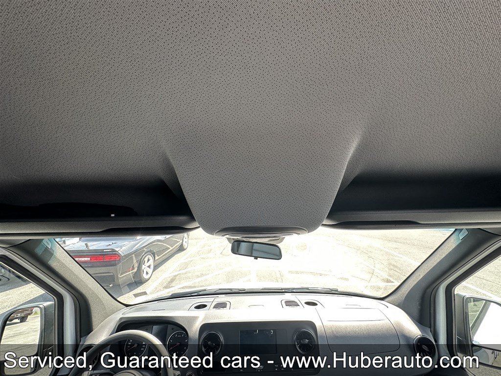 Used 2024 Mercedes-Benz Sprinter 2500 image 26