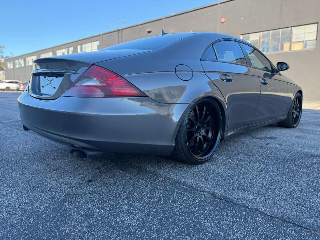 Used 2007 Mercedes-Benz CLS 550 CLS 550 4dr Sedan image 15