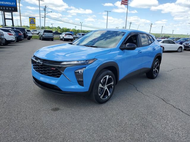 Certified 2024 Chevrolet Trax RS w/ Driver Confidence Package FWD image 2
