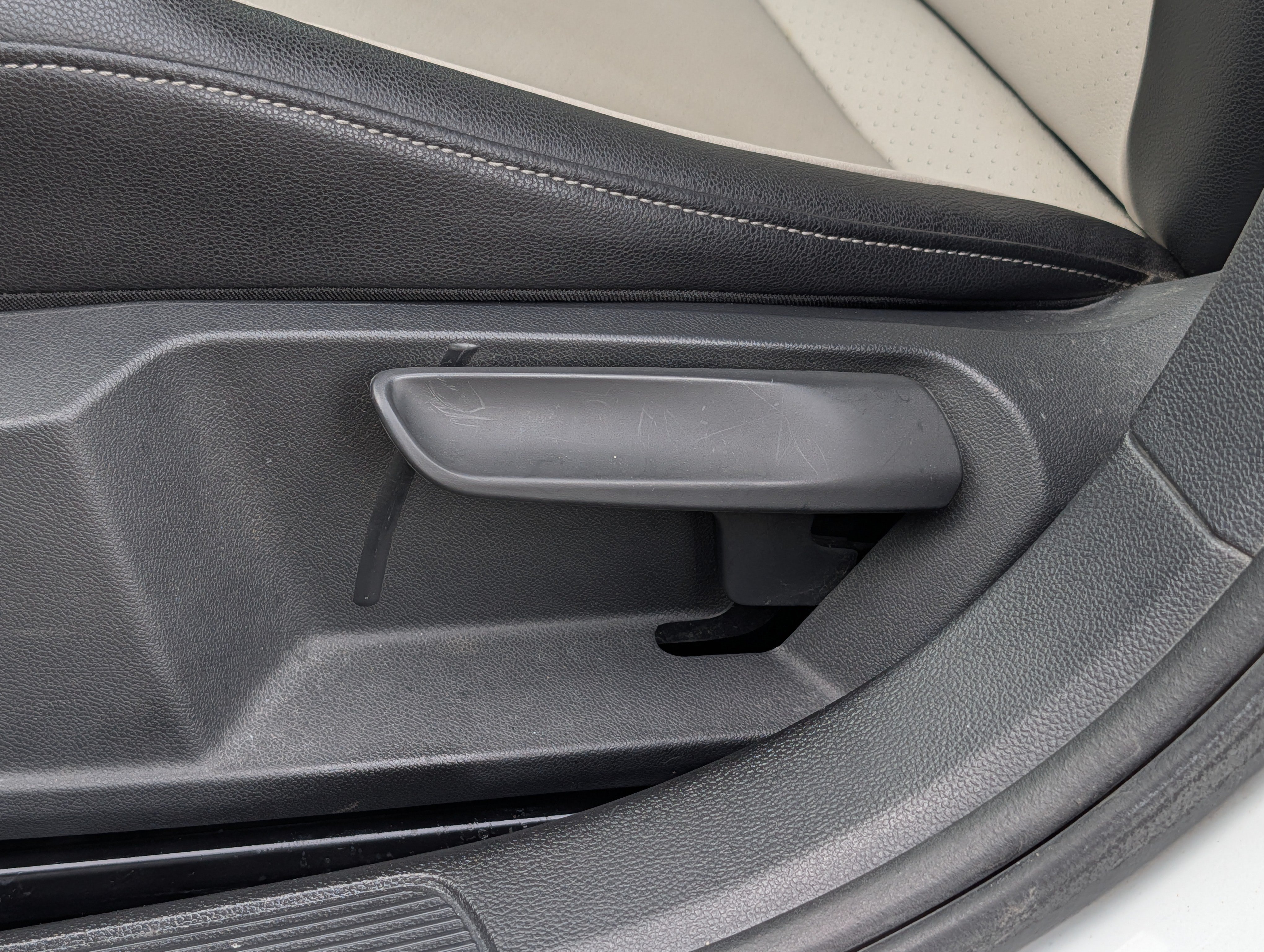 Used 2019 Volkswagen Jetta R-Line FWD image 20