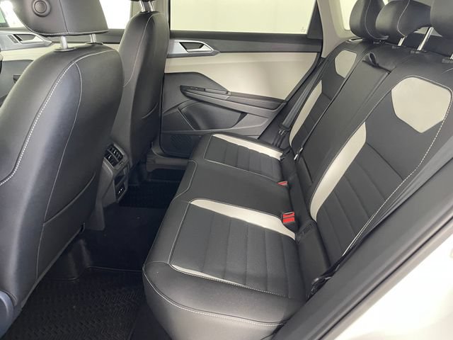 New 2026 Volkswagen Taos SEL AWD/4WD image 9