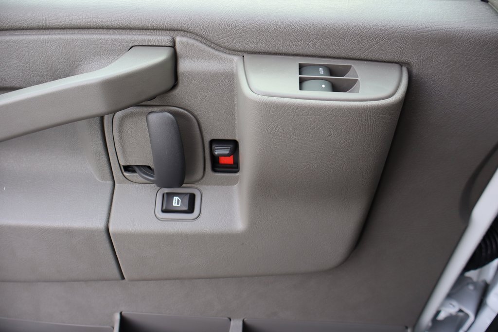 New 2025 Chevrolet Express 3500 w/ Power Convenience Package image 15