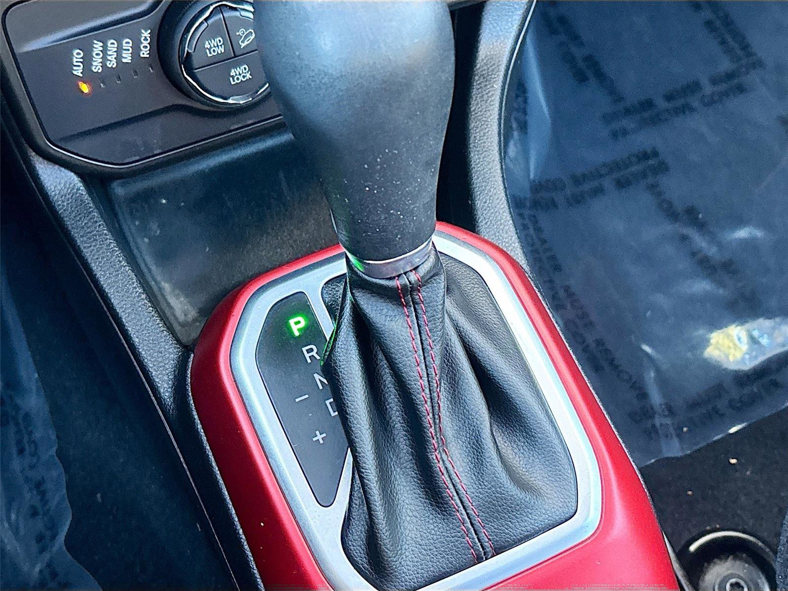 Used 2021 Jeep Renegade Trailhawk w/ Sun & Sound Group image 18