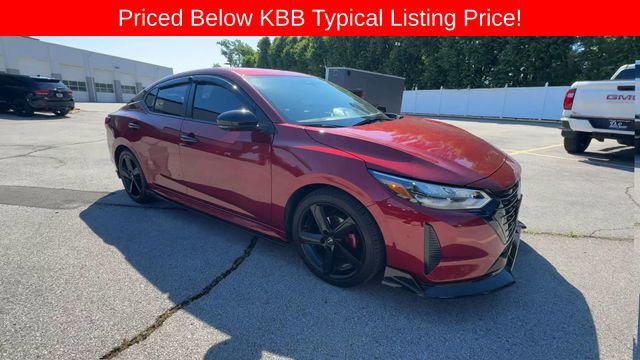 Used 2024 Nissan Sentra SR w/ SR Premium Package FWD image 2