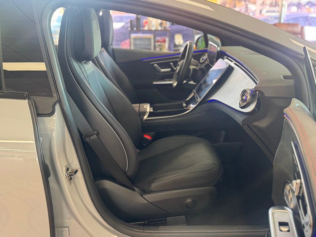 Used 2023 Mercedes-Benz EQE 500 4MATIC Sedan image 22