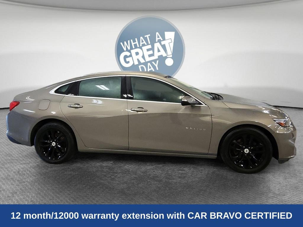 Used 2017 Chevrolet Malibu LT FWD image 2