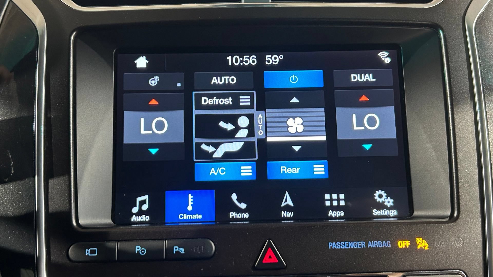 Used 2017 Ford Explorer Platinum AWD/4WD image 89