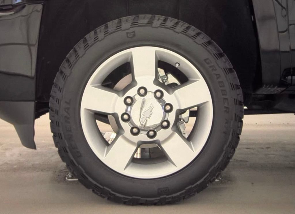 Used 2016 Chevrolet Silverado 2500 LTZ w/ Duramax Plus Package AWD/4WD image 7