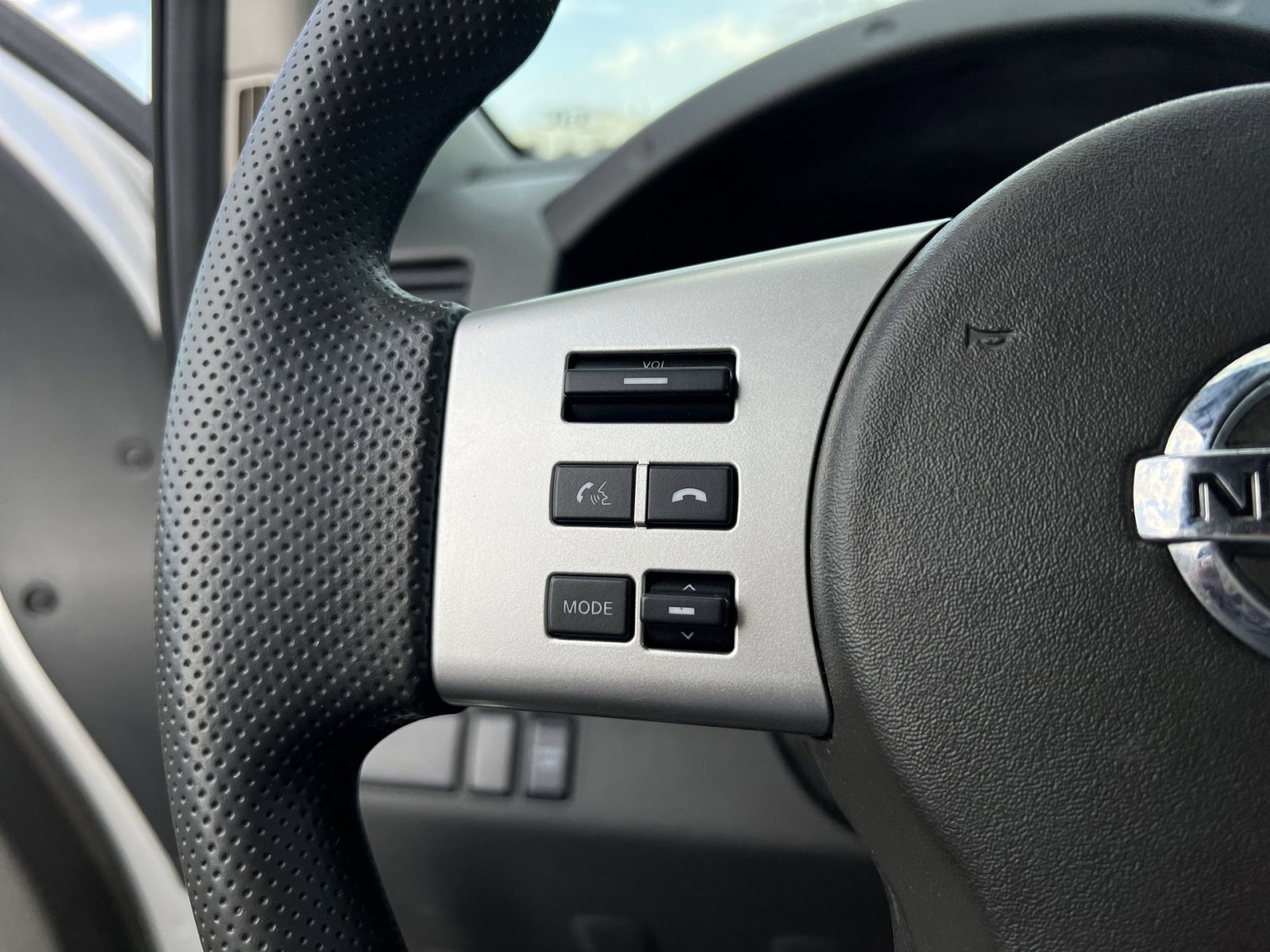 Used 2014 Nissan Frontier S w/ S Preferred Package image 31