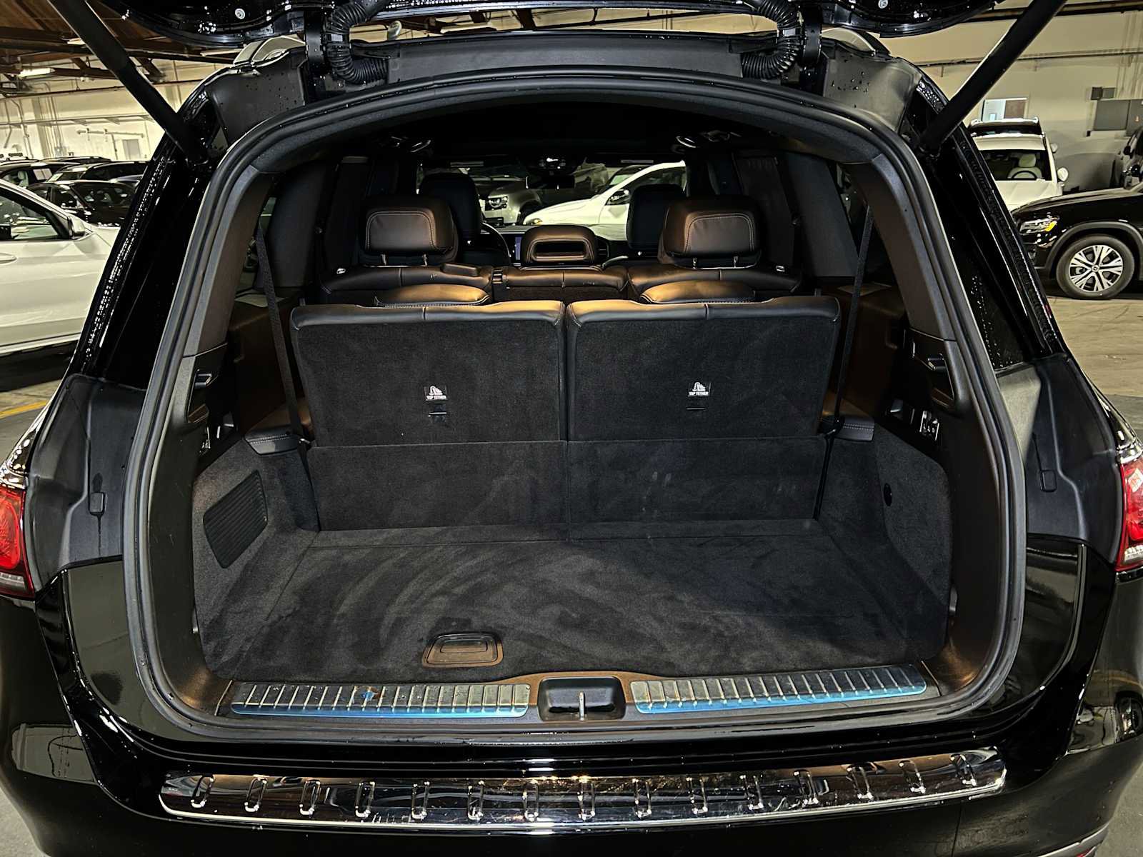 Used 2023 Mercedes-Benz GLS 580 4MATIC image 15