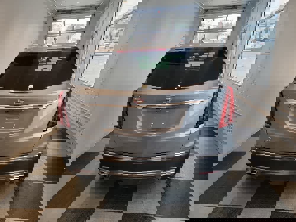 Used 2024 Cadillac XT5 Premium Luxury image 4