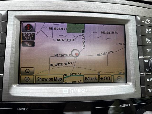 Used 2011 Toyota Avalon Limited FWD image 25