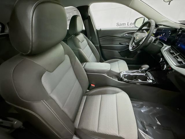New 2026 Chevrolet Trax LT w/ Driver Confidence Package image 28