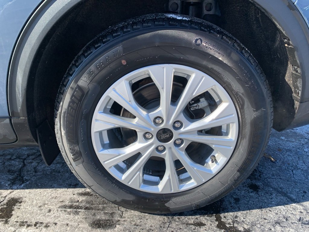 Used 2024 Ford Escape Active w/ Cold Weather Package image 12