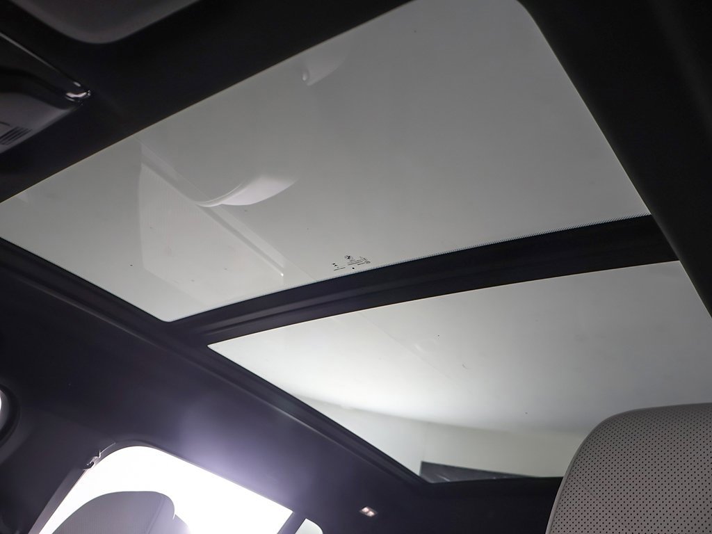 Used 2024 BMW X5 xDrive40i w/ M Sport Package image 23