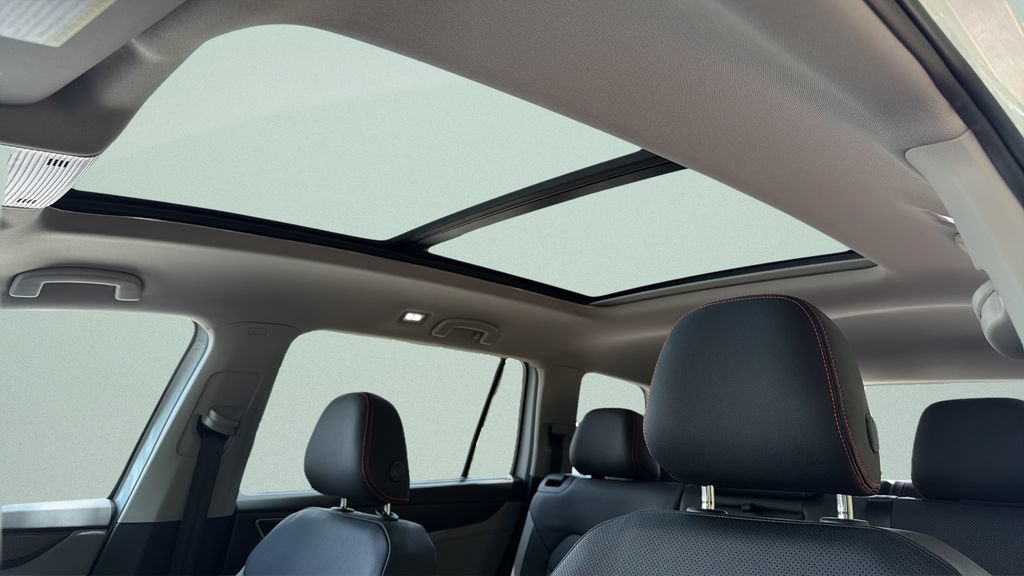 New 2026 Volkswagen Atlas Peak Edition AWD/4WD image 16
