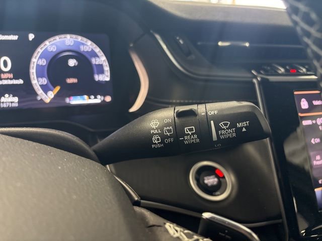 Used 2025 Jeep Grand Cherokee Altitude w/ Trailer Tow Package image 38