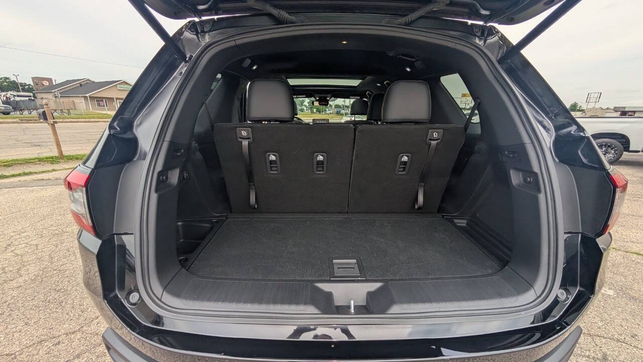 Used 2025 Honda Pilot TrailSport image 25