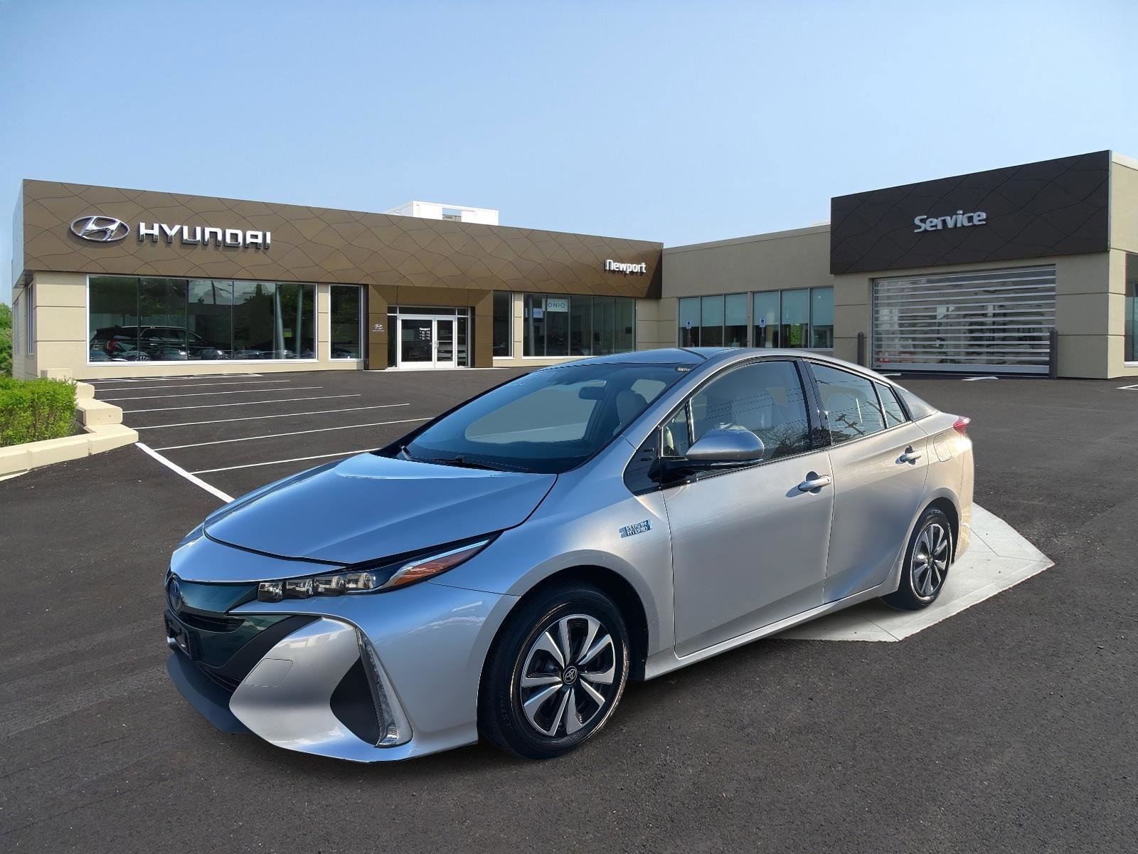 Used 2017 Toyota Prius Prime Premium w/ Carpet Mat Package FWD image 1