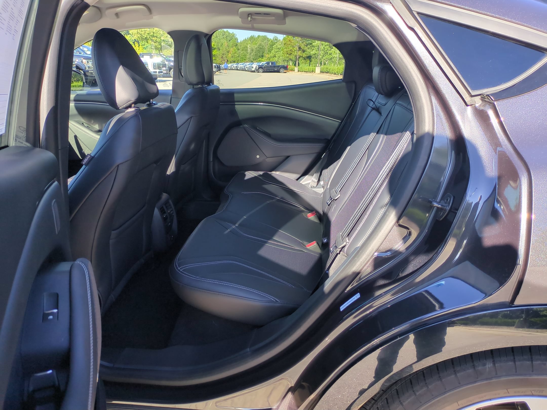Used 2022 Ford Mustang Mach-E Premium RWD image 31