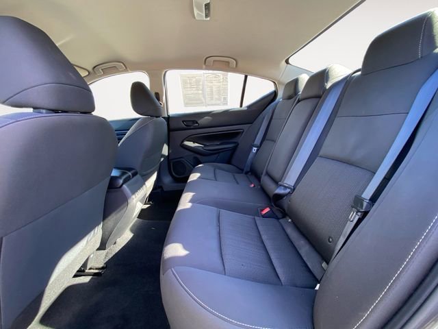 Used 2024 Nissan Altima 2.5 SV image 13