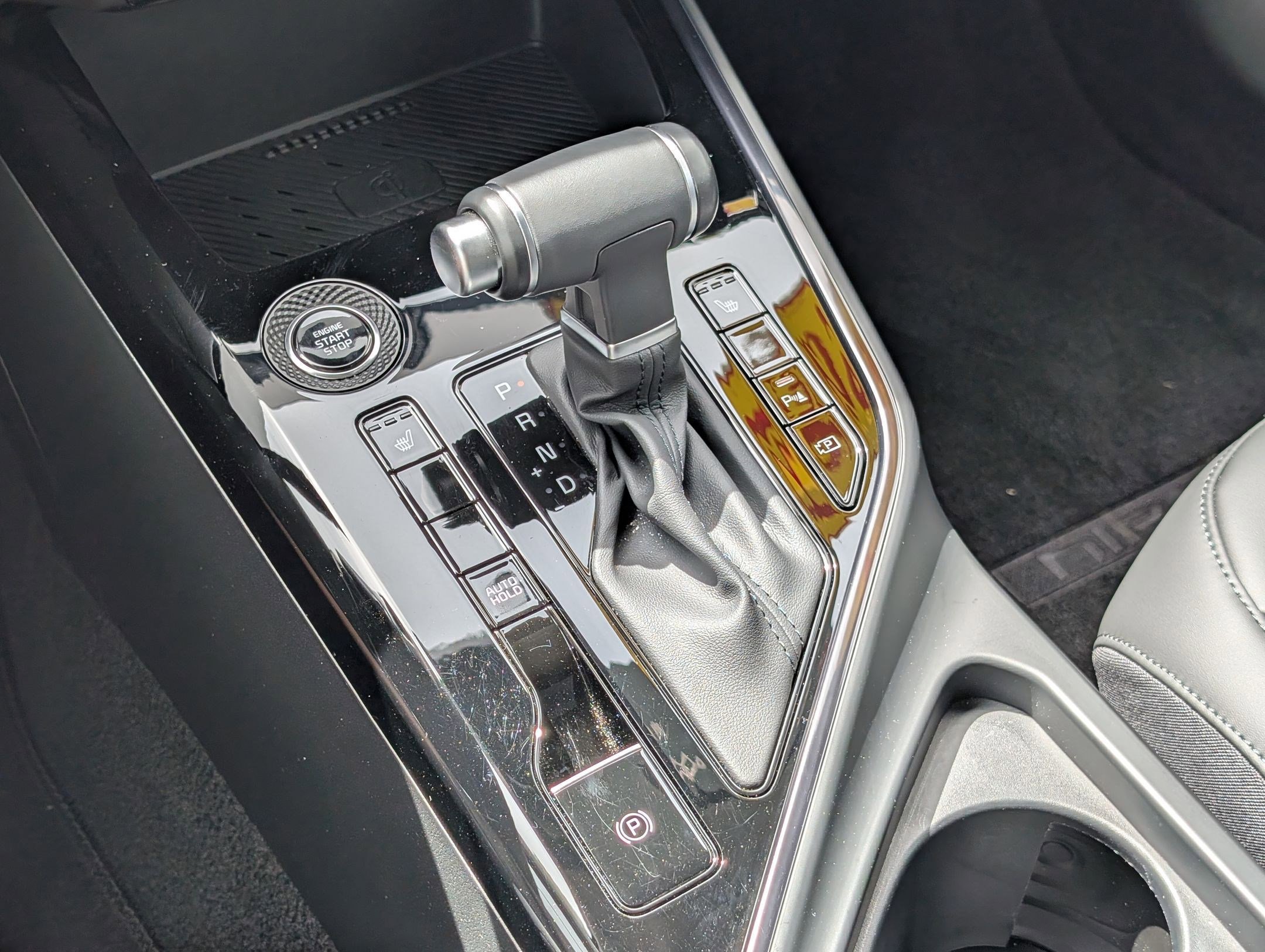 Certified 2025 Kia Niro EX image 22