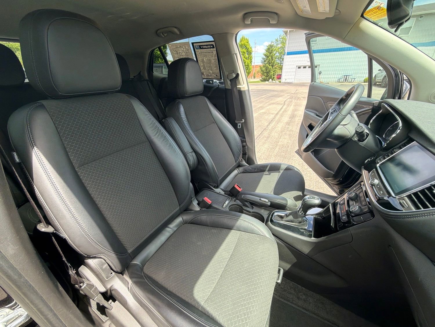 Used 2017 Buick Encore Preferred FWD image 27