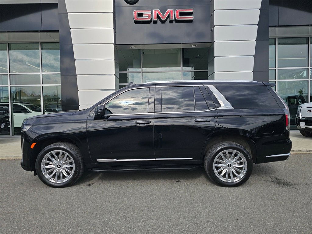 Used 2023 Cadillac Escalade Premium Luxury image 4